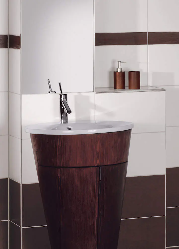 Bordüre Agrob Buchtal Nr.342 260365 Pure frame b braun 7,5x44 cm I.Sorte Bordüre Agrob Buchtal Nr.342 260365 Pure frame b braun 7,5x44 cm I.Sorte