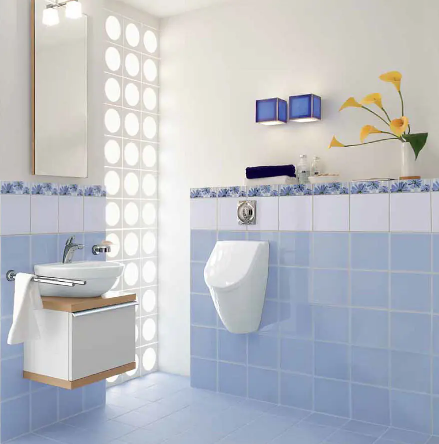Bordüre Villeroy & Boch 1483 CS62 Creative System blau Blume 6,5x20 cm I.Sorte Bordüre Villeroy & Boch 1483 CS62 Creative System blau Blume 6,5x20 cm I.Sorte