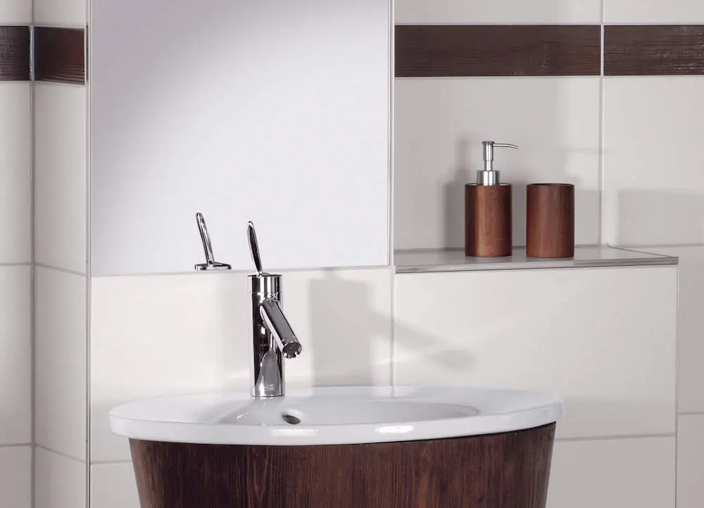 Bordüre Agrob Buchtal Nr.341 260333 Pure frame a braun 7,5x44 cm I.Sorte Bordüre Agrob Buchtal Nr.341 260333 Pure frame a braun 7,5x44 cm I.Sorte